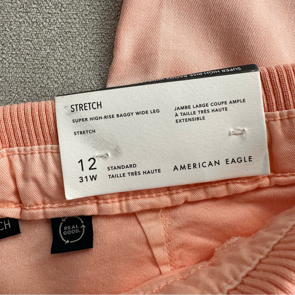 American Eagle Super High Rise Baggy Wide-Leg Cargo Pants. Peach. 12. NWT *flaw* - Picture 7 of 13